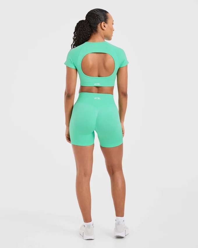 Adapt Seamless Crop Top