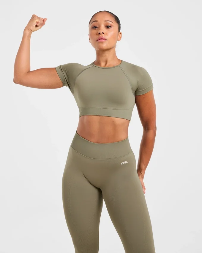 Adapt Seamless Crop Top