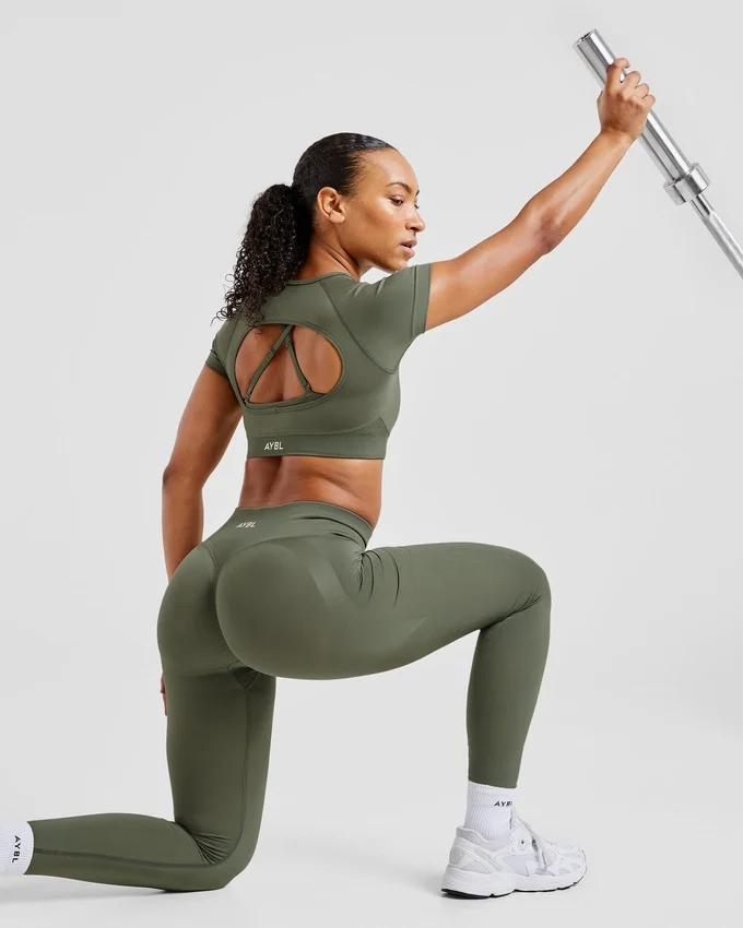 Adapt Seamless Crop Top