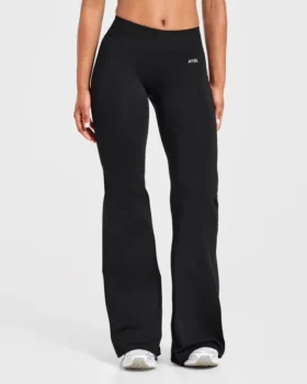Adapt Seamless Flared Leggings
