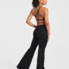 Adapt Seamless Flared Leggings