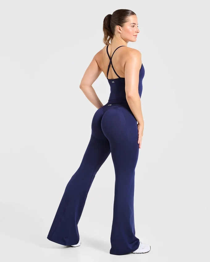 Adapt Seamless Flared Leggings