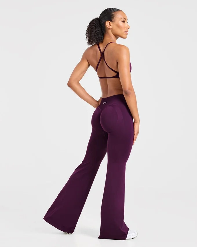 Adapt Seamless Flared Leggings