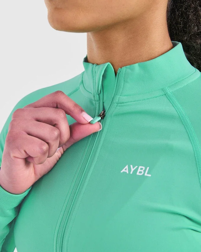 Adapt Seamless Jacket