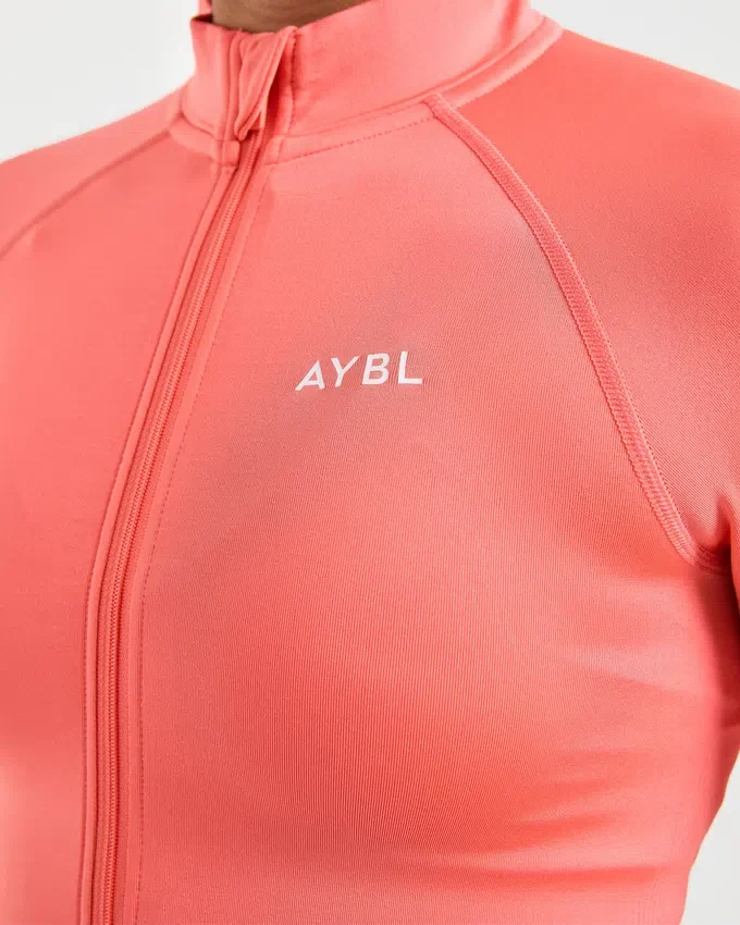 Adapt Seamless Jacket