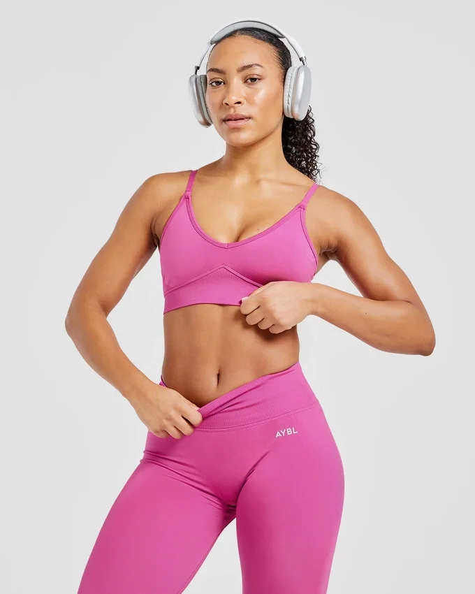 Adapt Seamless Sports Bra