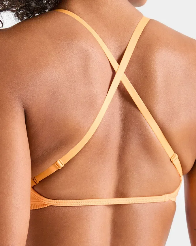 Adapt Seamless Strappy Sports Bra