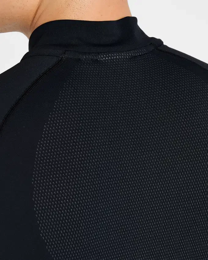 Attain Seamless 1/2 Zip Pullover