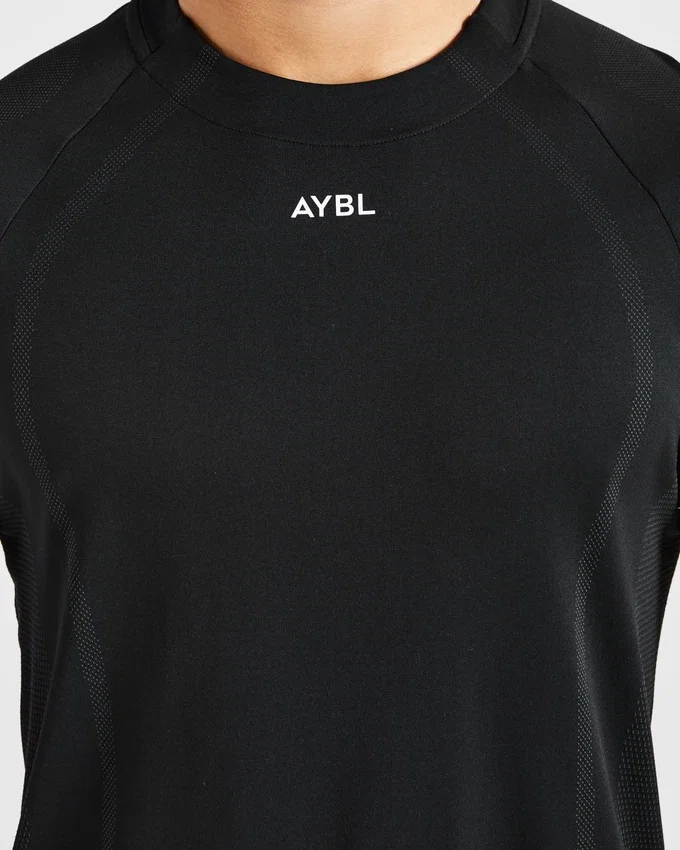Attain Seamless T Shirt