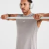 Attain Seamless Vest