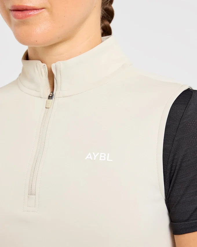 Classic 1/4 Zip Vest