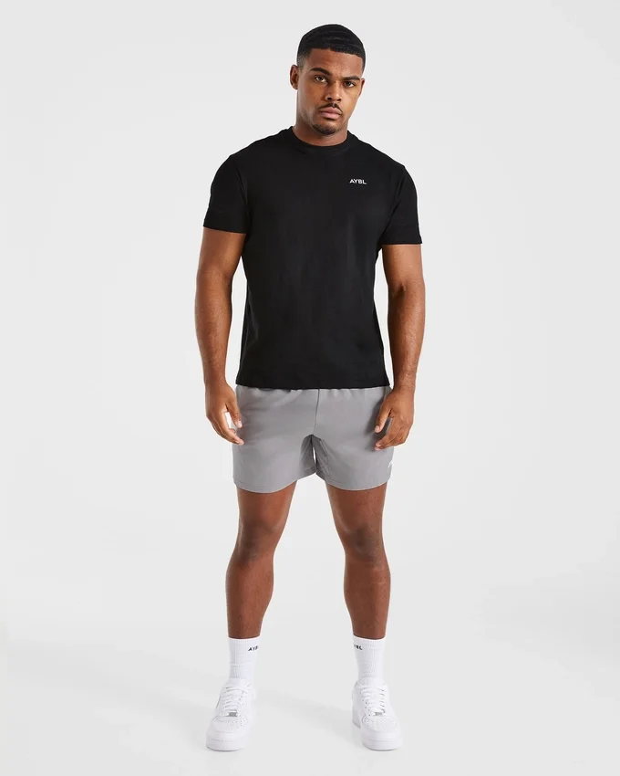 Core 5" Shorts
