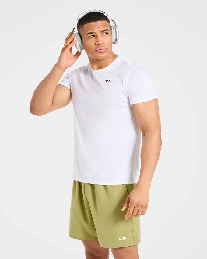 Core 7" Shorts
