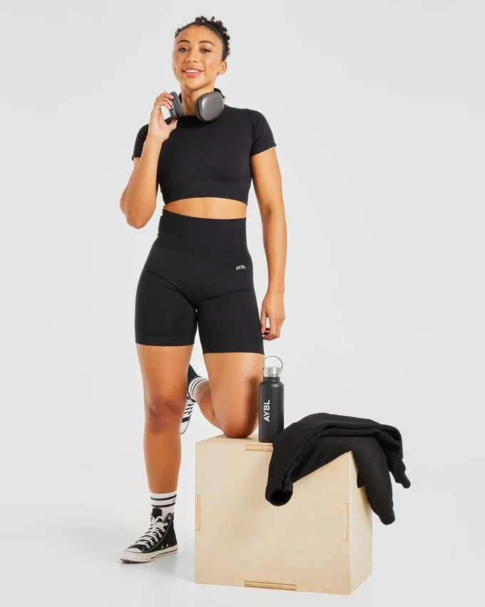 Empower Seamless Cycling Shorts