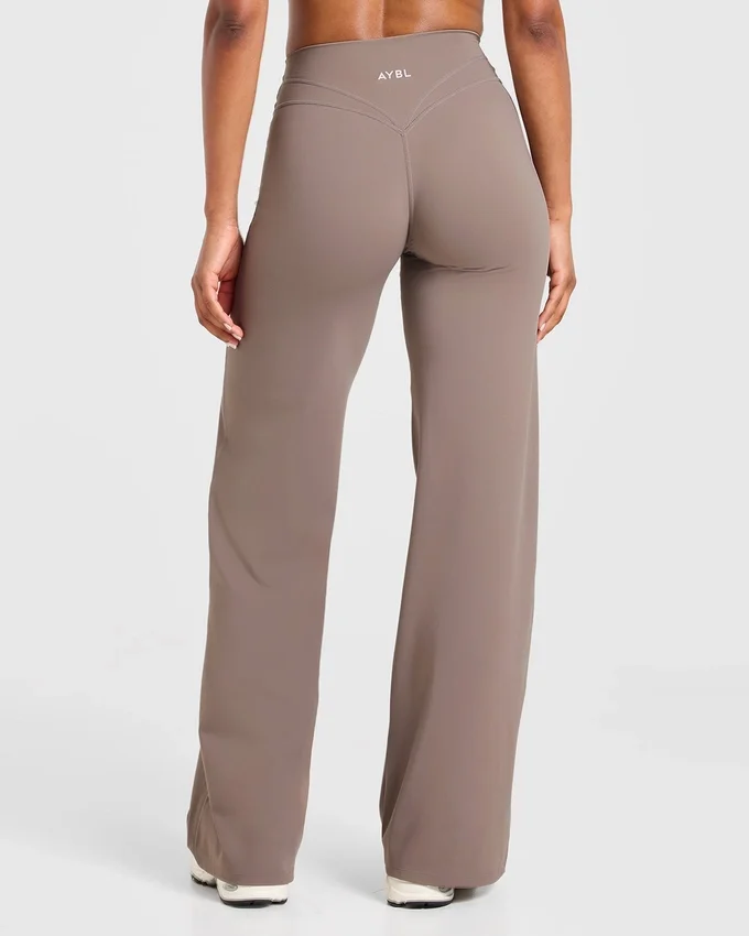 Engage Straight Leg Leggings