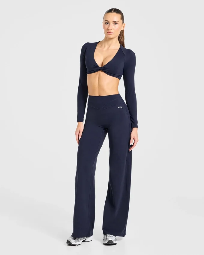 Engage Straight Leg Leggings