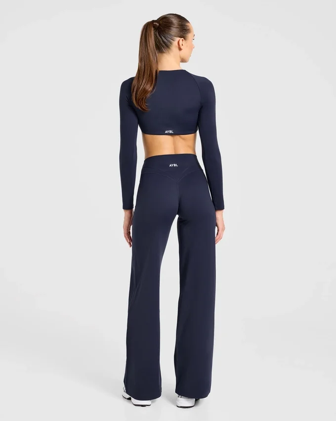 Engage Straight Leg Leggings