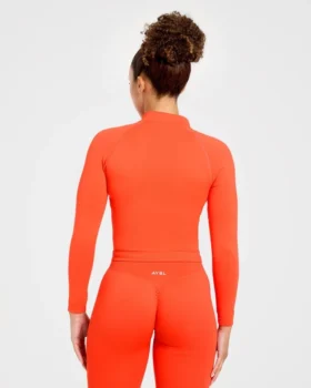 Enhance Seamless Jacket