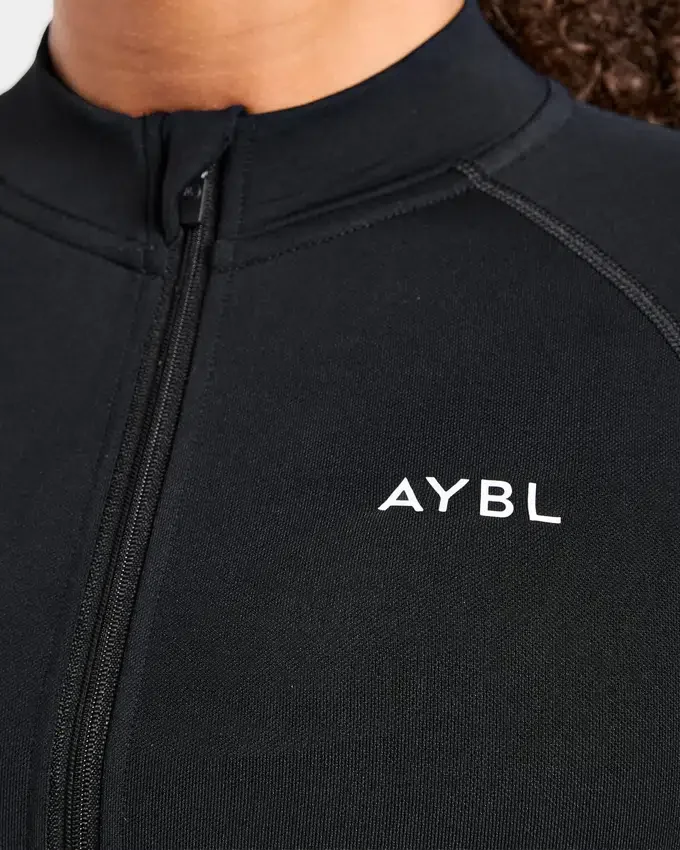 Enhance Seamless Jacket