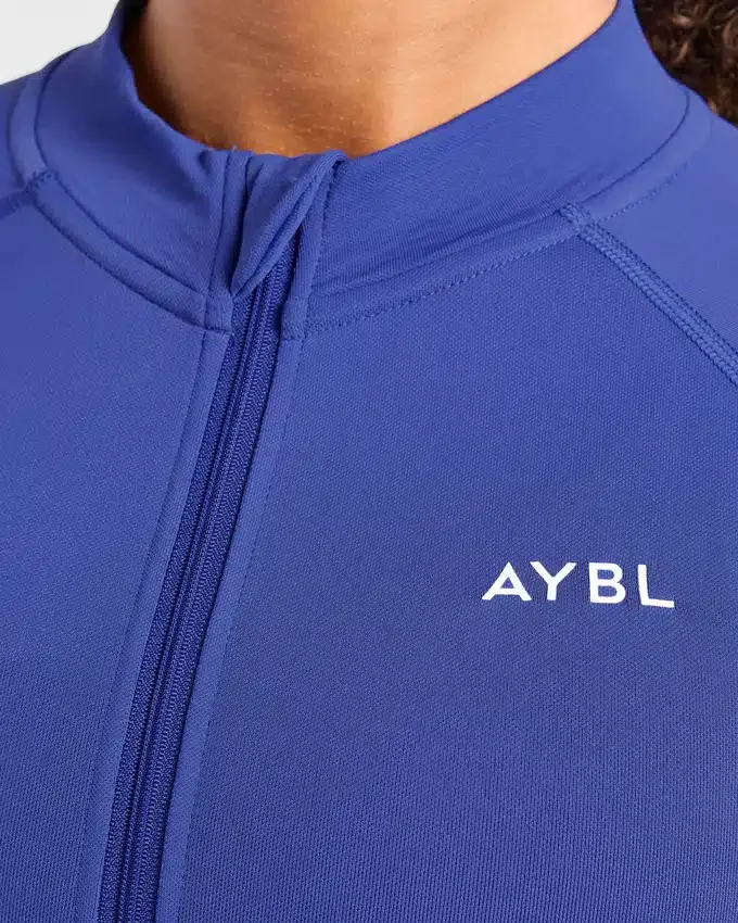 Enhance Seamless Jacket