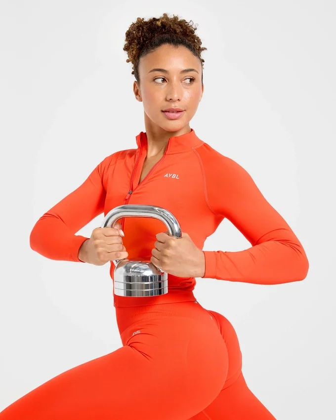 Enhance Seamless Jacket
