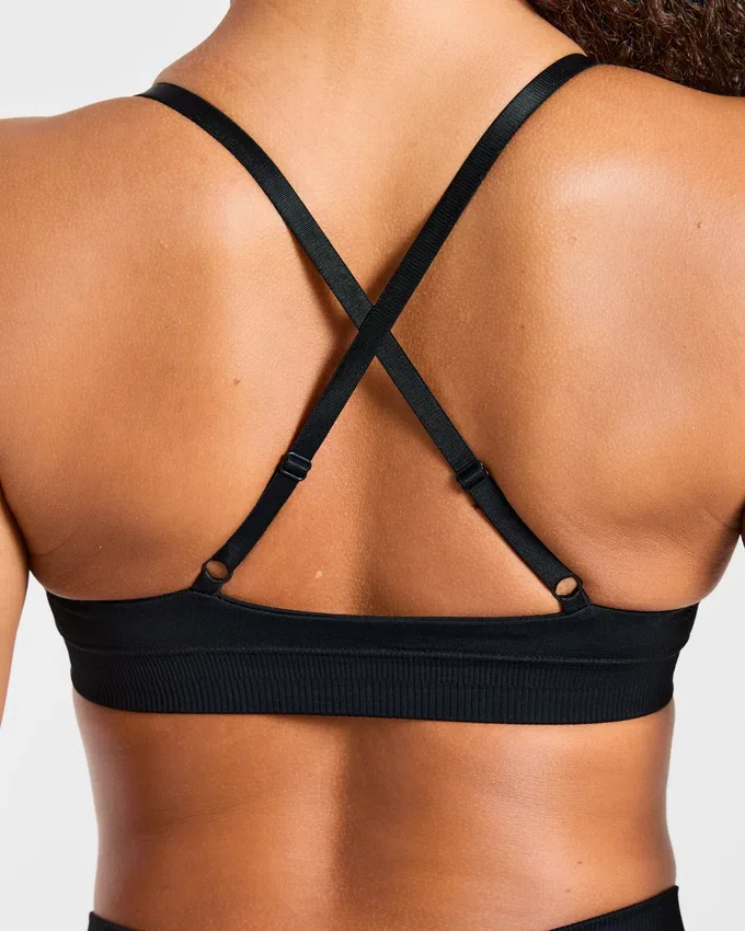 Enhance Seamless Sports Bra