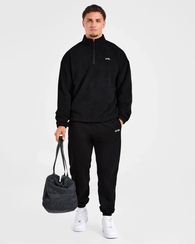 Essential 1/4 Zip Fleece