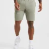 Essential Lightweight 7" Shorts