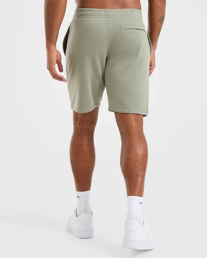 Essential Lightweight 7" Shorts