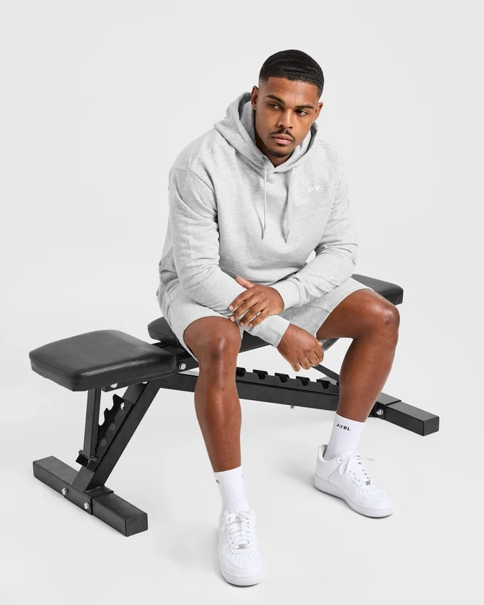 Essential Lightweight 7" Shorts