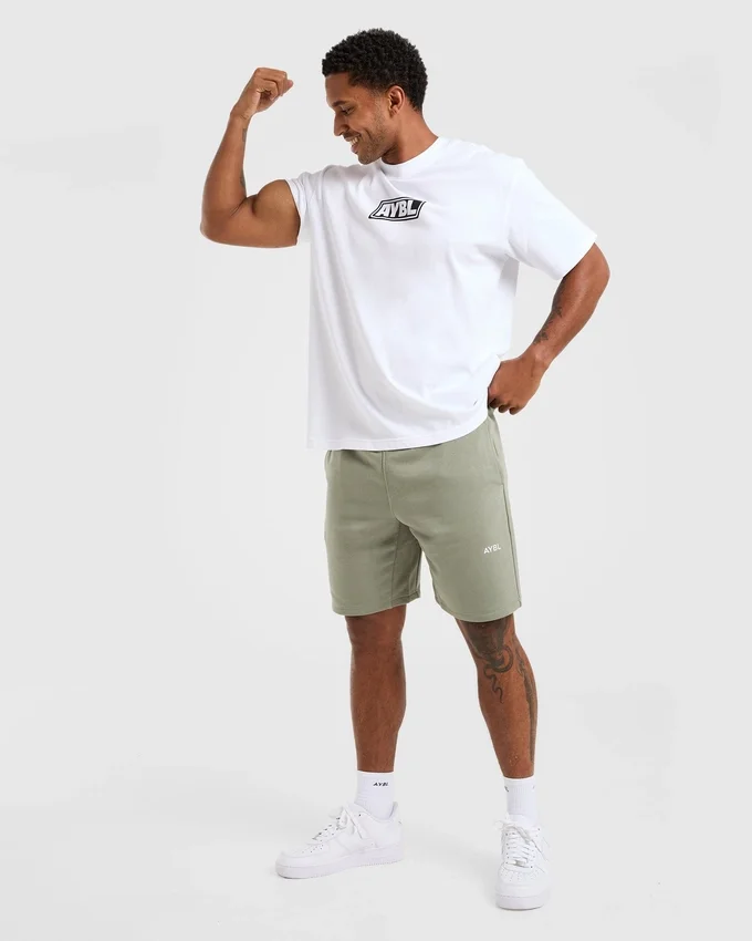 Essential Lightweight 7" Shorts