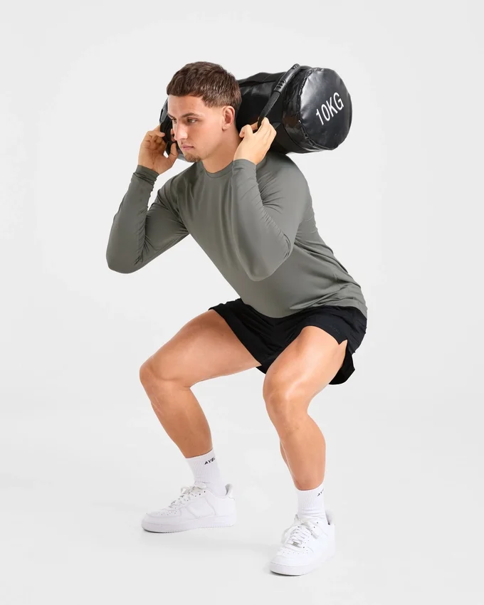 Essential Long Sleeve T Shirt