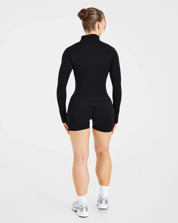 Essential Seamless 1/2 Zip Pullover