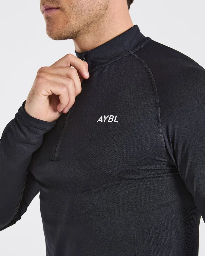Essential Seamless 1/4 Zip Pullover