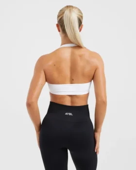 Essential Seamless Halterneck Sports Bra