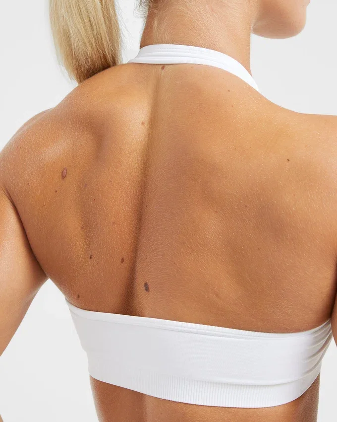 Essential Seamless Halterneck Sports Bra
