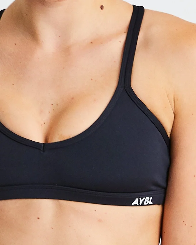 Essential Strappy Sports Bra