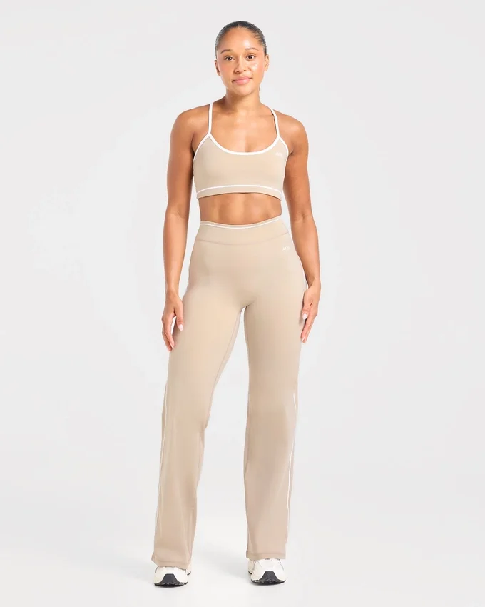 Form Flared Leggings