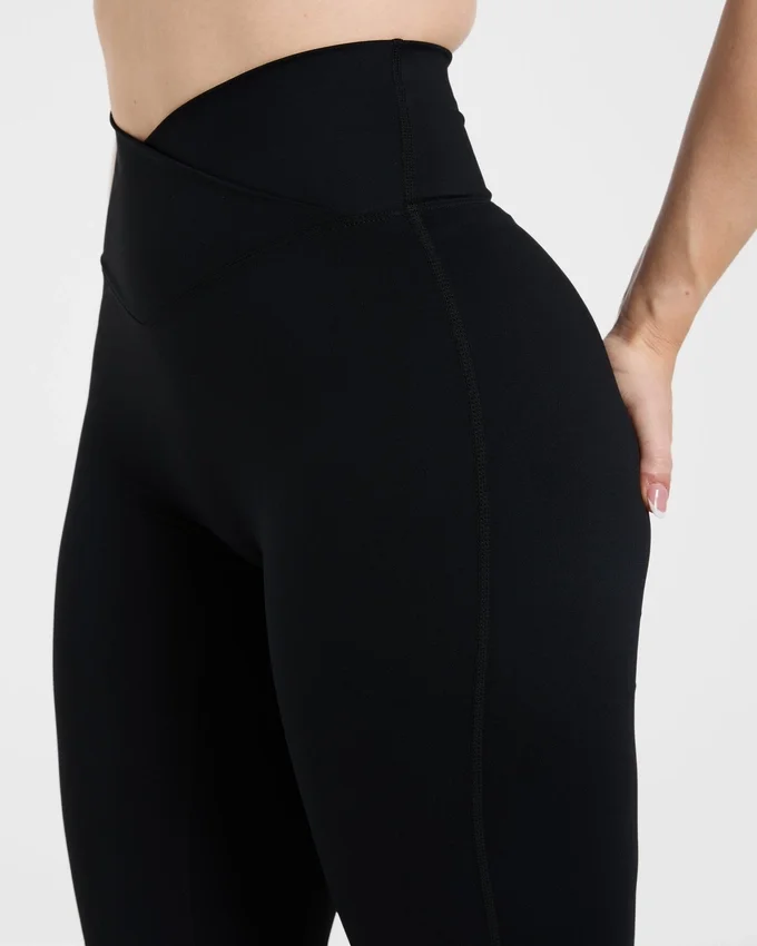 Sculpt Wrap Flared Leggings